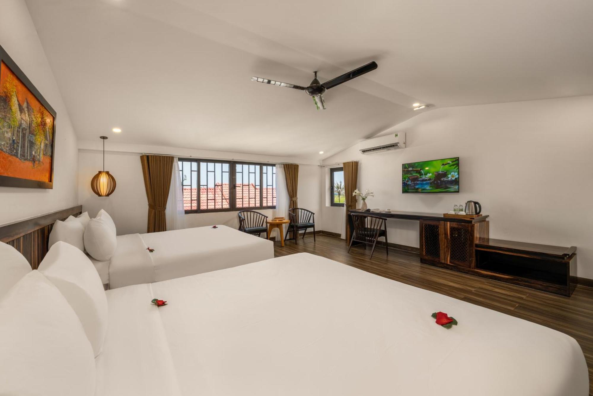 Eden Villa *